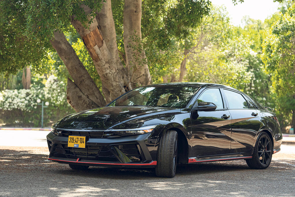 מבחן רכב יונדאי אלנטרה N