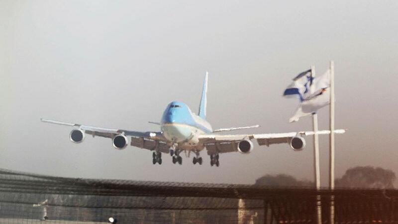 מטוסו של טראמפ, רגע לפני הנחיתה בנתב"ג