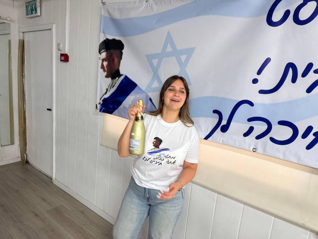 משפחתו של החטוף מתן אנגרסט נערכת לחזרתו בת חפר