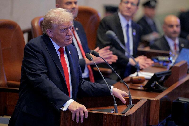 נשיא ארה"ב דונלד טראמפ נואם במליאת הכנסת