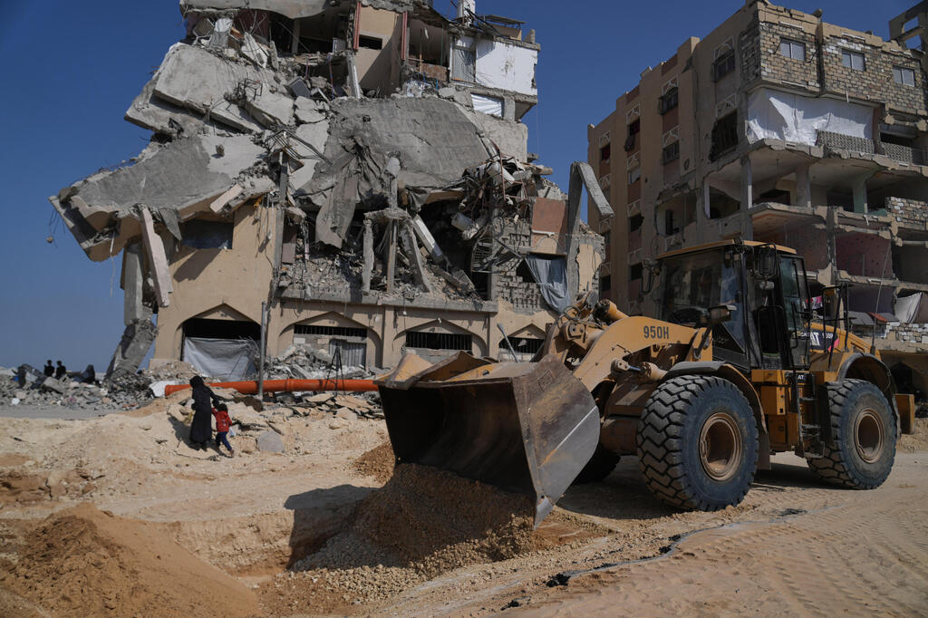 חפירות חיפושים חטופים חללים חמאס הצלב האדום רצועת עזה