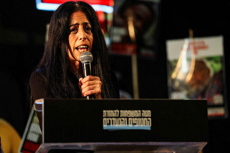 עינב צנגאוקר ב כיכר החטופים חטופים 18.10.25