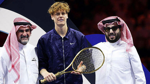 טניס יאניק סינר בגמר טורניר ששת המלכים בסעודיה אוקטובר 2025