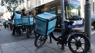 שליחי וולט ב תל אביב 