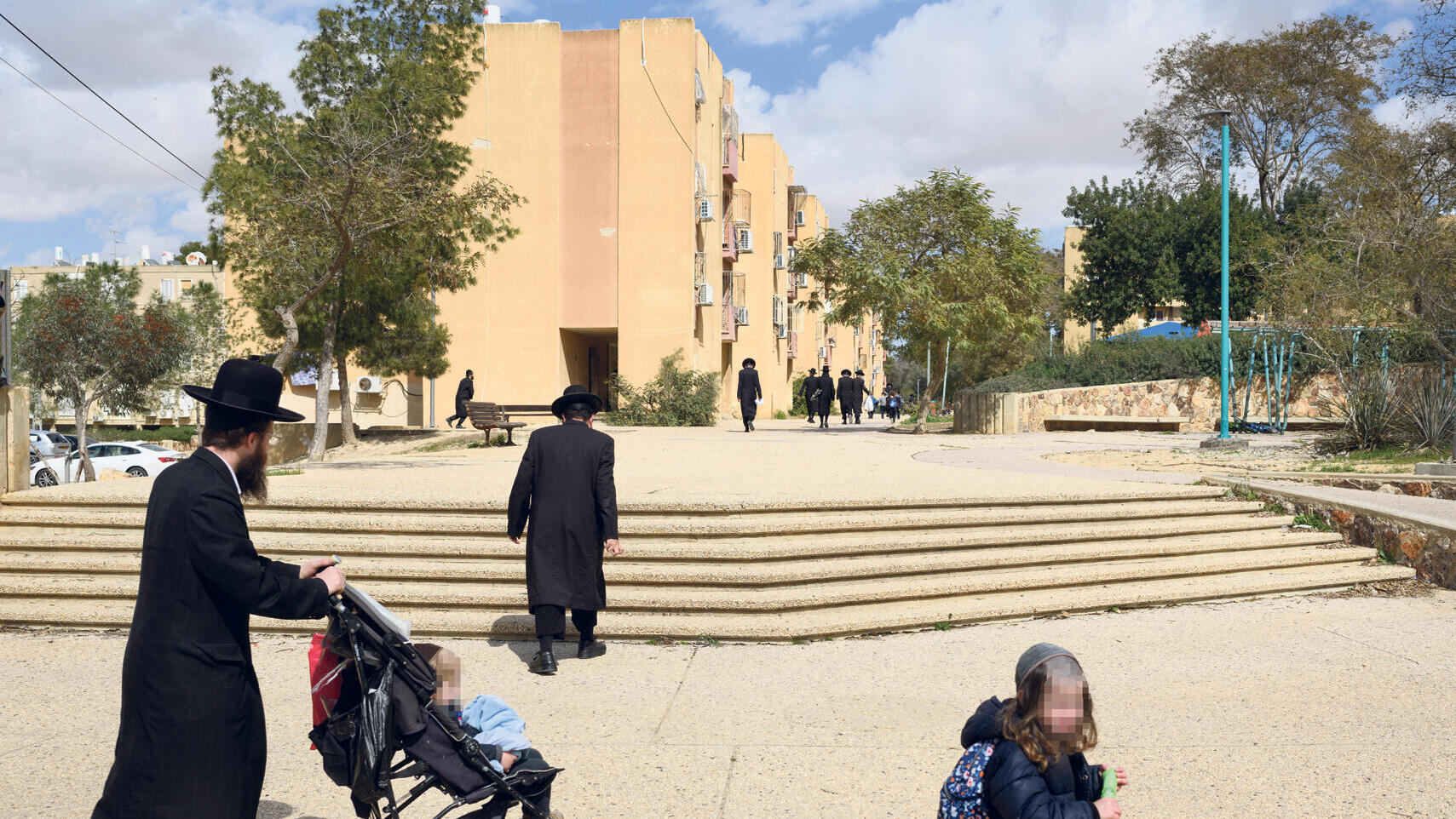 חרדים חסידי גור ב ערד