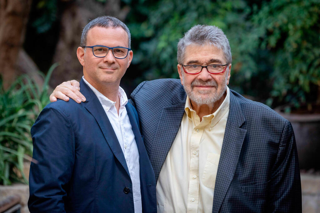 Jon Medved (right) alongside Cali Chill. (Photo: OurCrowd)