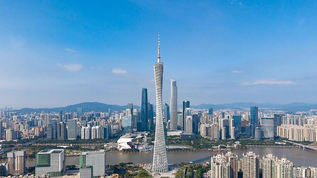 מגדל קנטון גואנגז'ו, סין (צילום: Tim Wu / Wikipedia) מגדל קנטון גואנגז'ו סין ערים חכמות