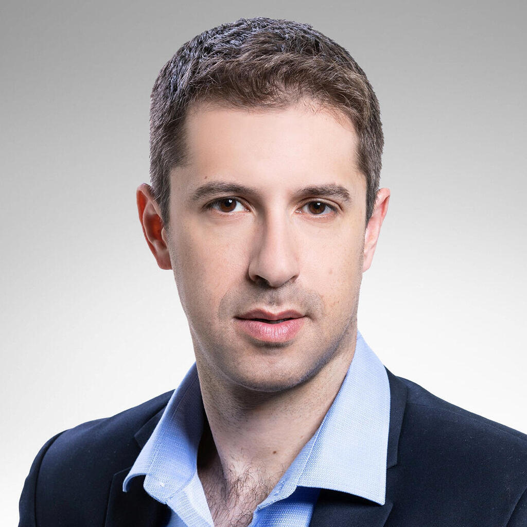 מנכ"ל איגוד בתי ההשקעות נמרוד ספיר. "לבחון מחדש את חלוקת הרווחים" (צילום: רז רוגובסקי) עו"ד נמרוד ספיר מנכ"ל איגוד בתי השקעות