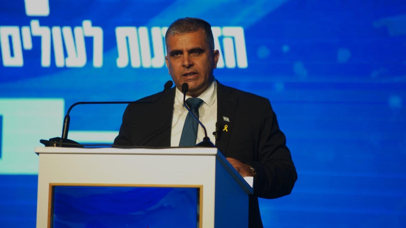 שר הקליטה והעלייה, השר אופיר סופר