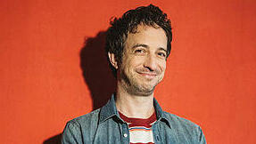 הזמר יוני בלוך 2025