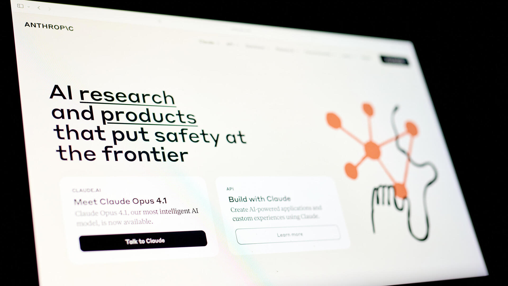 קלוד אנתרופיק אנת'רופיק 22.8.25