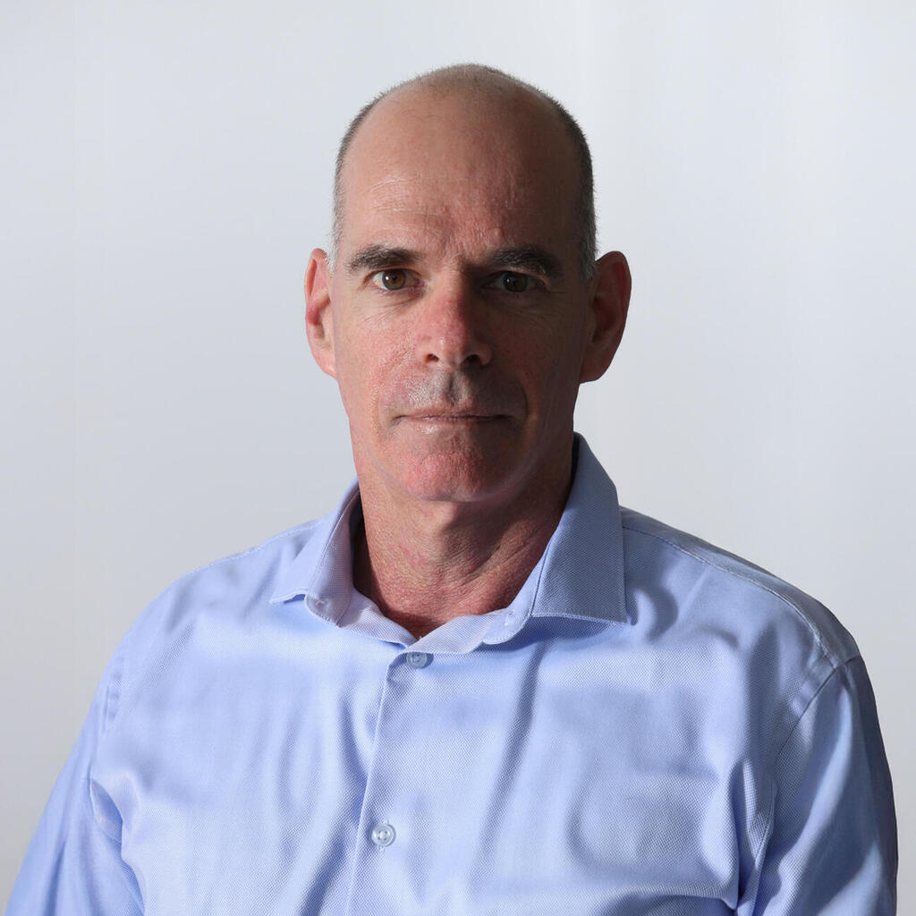 מגזין נדל"ן 2025 - ארז קמיניץ עורך דין 