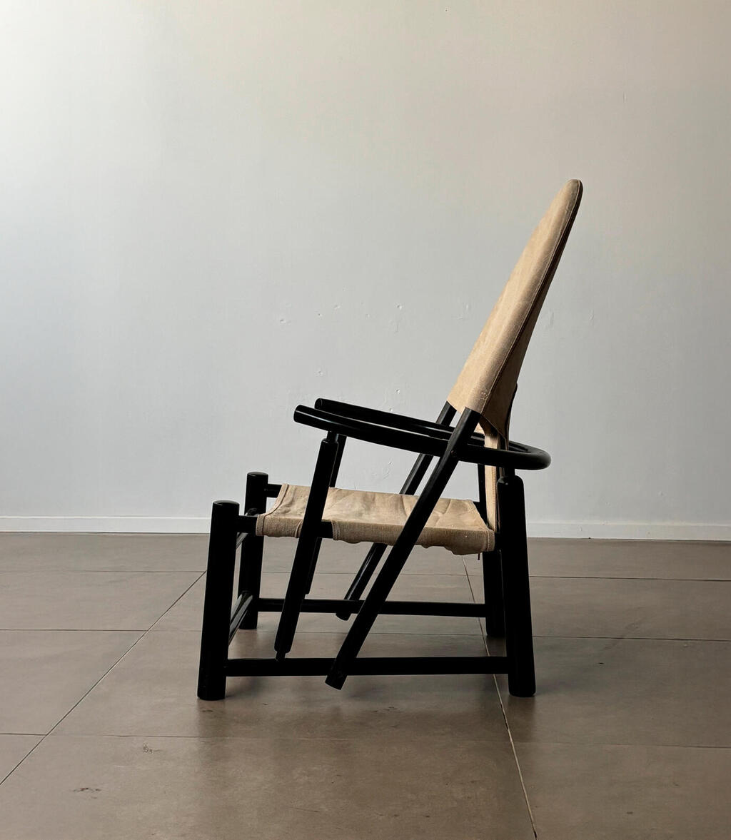 כיסא G23 Hoop של המעצבים האיטלקים טופולוני ופלאנג’ה, 1970 (צילום: Raphael’s Midcentury) מגזין נדל"ן 2025 - כיסא G23 Hoop של המעצבים האיטלקים טופולוני ופלאנג’ה 1970