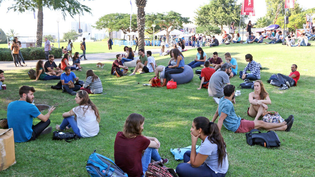 סטודנטים באוניברסיטת תל אביב