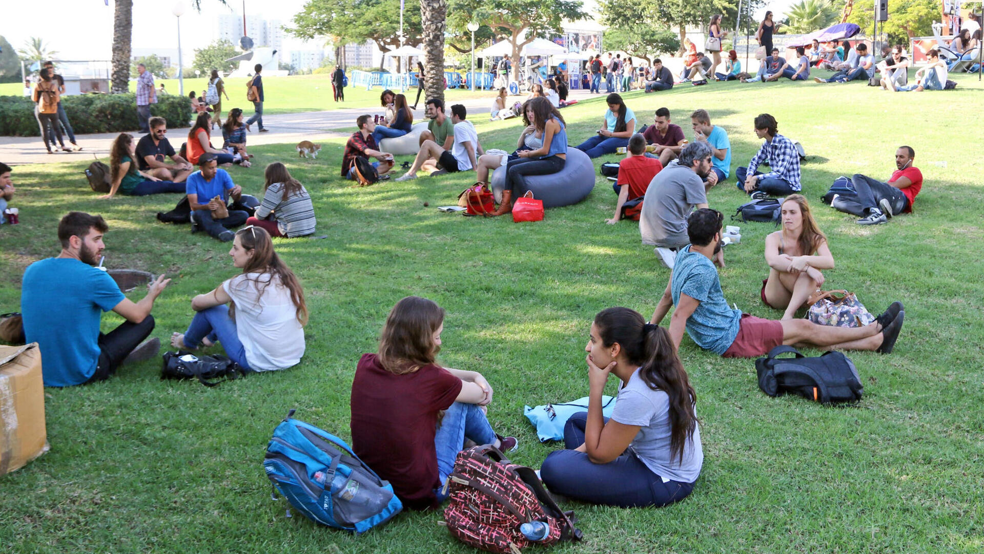סטודנטים באוניברסיטת תל אביב