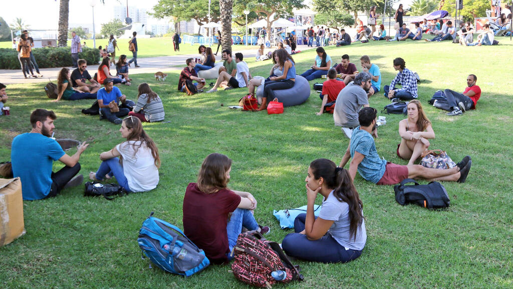 סטודנטים באוניברסיטת תל אביב