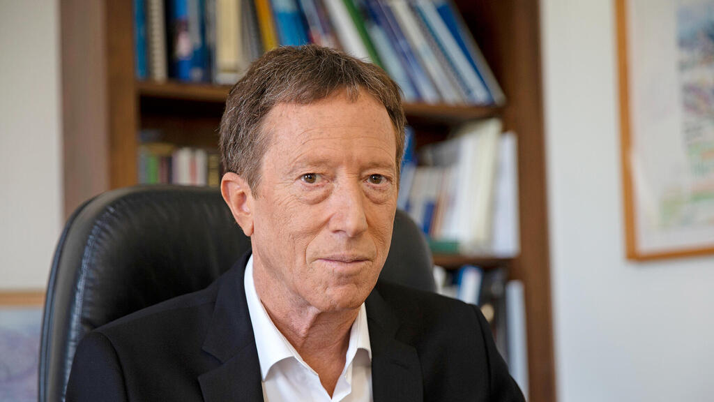 מגזין נדל"ן 2025 - אבי שמחון יו"ר המועצה הלאומית לכלכלה והיועץ הכלכלי של ראש הממשלה בנימין נתניהו