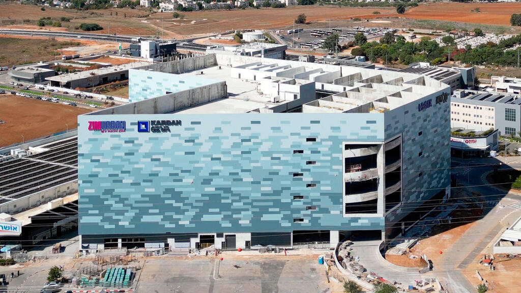 Malanta complex. (Yariv Eldar) מגזין נדל"ן 2025 - מתחם מלנתא מרכז קניות לוגיסטיקה וחוות השרתים סרברז כפר סבא רני צים וקרדן גבע