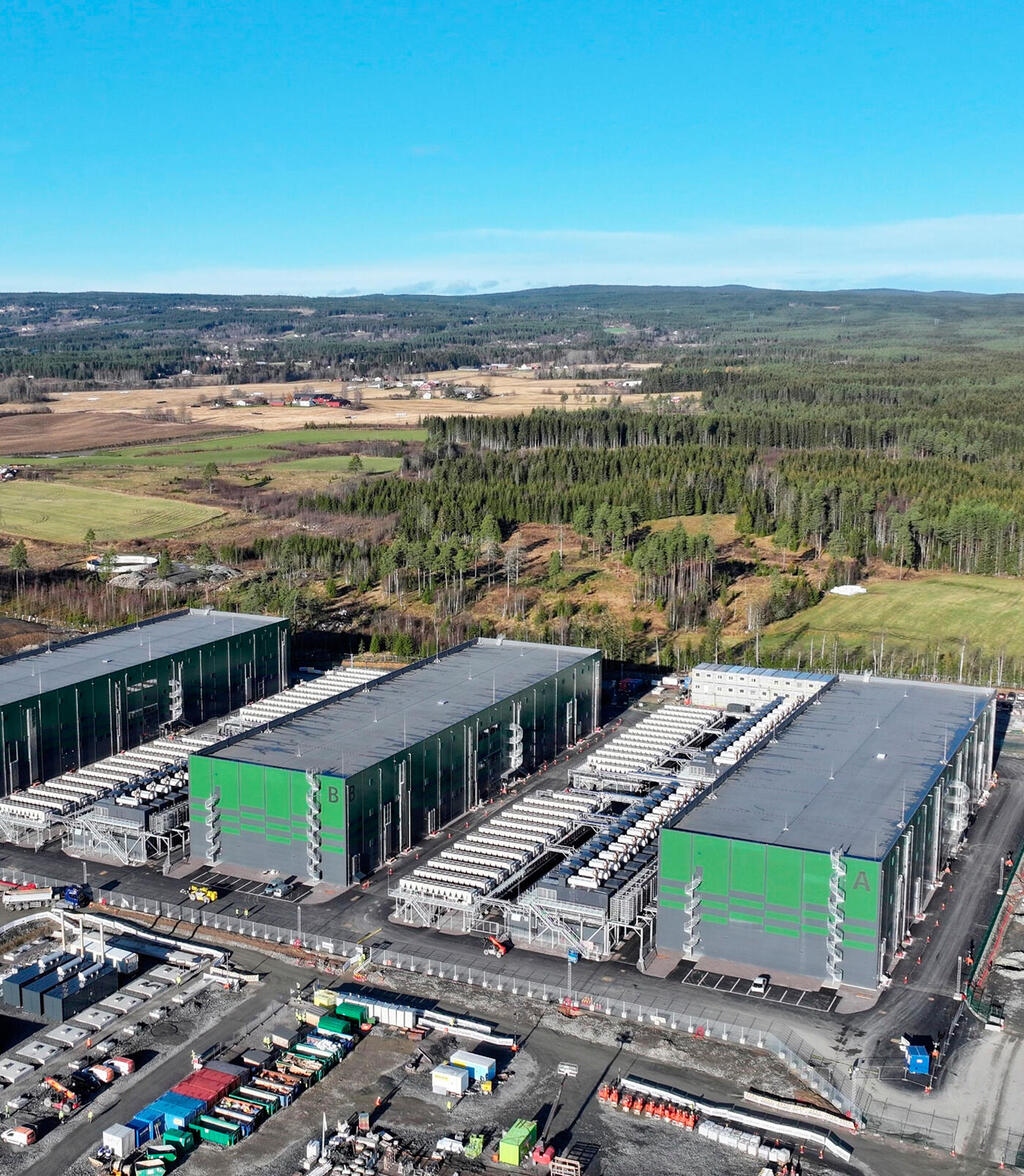 מגזין נדל"ן 2025 - חוות שרתים של קבוצת עזריאלי בחו"ל