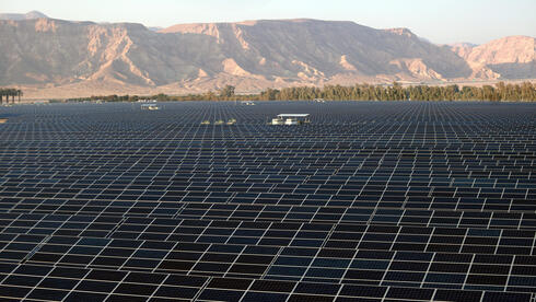 משרד האוצר פועל למנוע קביעת יעדים שאפתניים באנרגיות מתחדשות