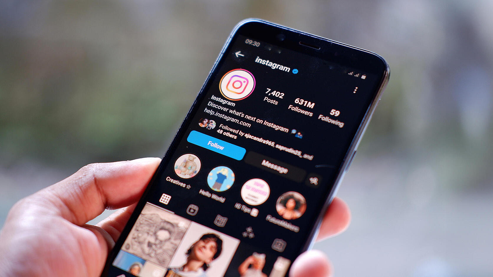 גלישה באפליקציה אינסטגרם