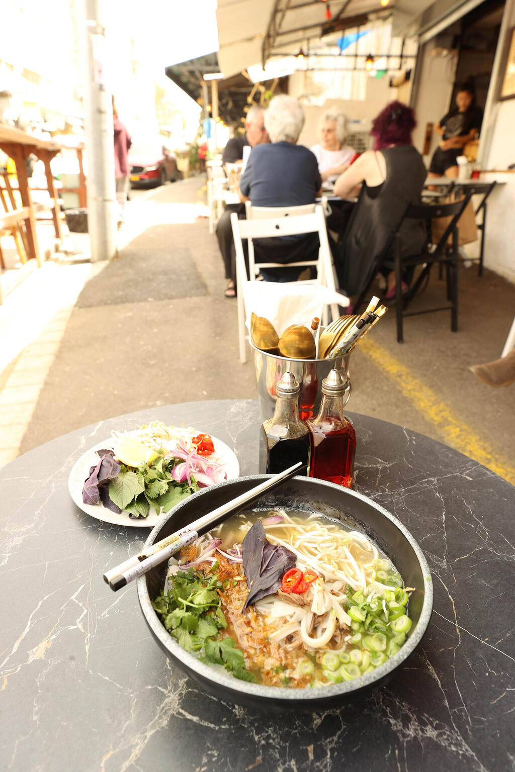 פנאי מסעדת פו שוק תלפיות