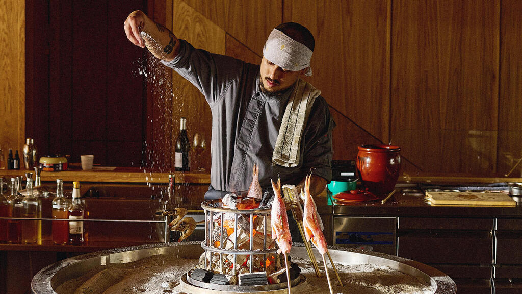 ההירורי באסא. מנגל יפני מטורף (צילום: דן פרץ) מסעדת אסא איזקאיה יפנית חדשה נפתחת בתל אביב פנאי