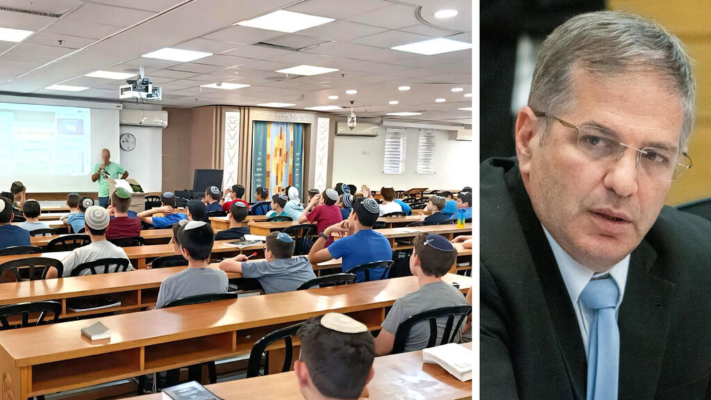 שר החינוך יואב קיש לצד כיתה. המשרד לא הודיע שיבטל את האפשרות ליצור כרטיס תלמיד ממוחשב (צילום: שלו שלום) שר החינוך יואב קיש לצד תלמידים כיתה ב חינוך ממלכתי דתי