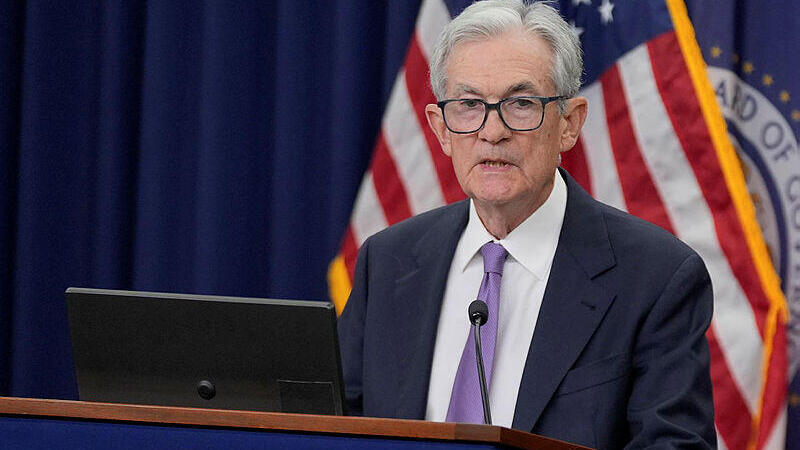 ג'רום פאוול (צילום: AP Photo/Manuel Balce Ceneta) ג'רום פאוול 2 יו"ר ה פדרל ריזרב הפד פד במסיבת עיתונאים לאחר הפחחת הריבית 29.10.25