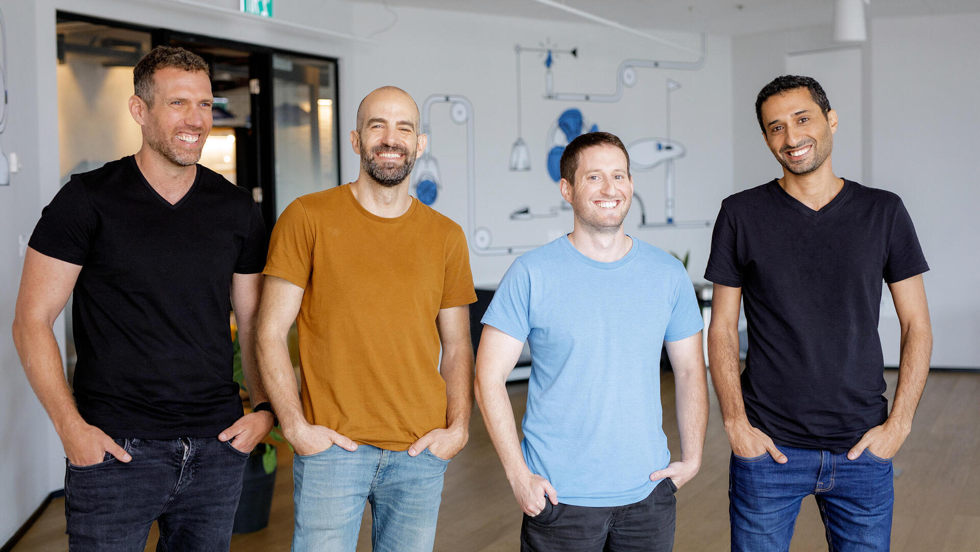 מייסדי דואלבירד DualBird מימין אוהד גמליאל גלעד טל אהוד אליעז ו אמיר גלעד