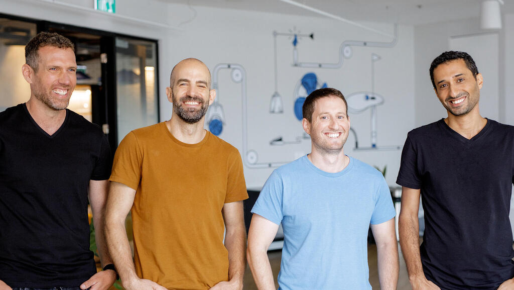 DualBird raises $17M Series A led by Lightspeed to accelerate enterprise data pipelines
