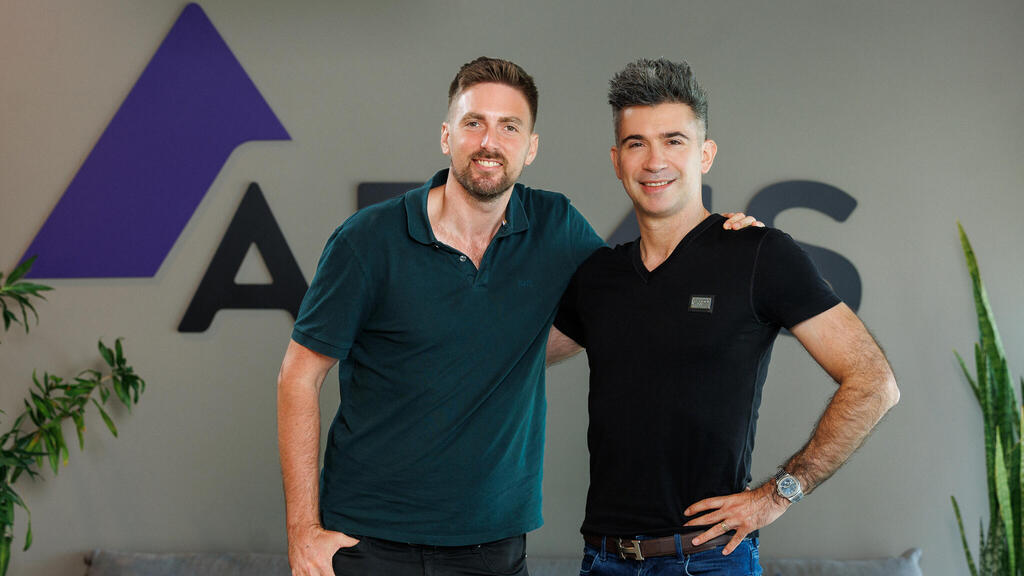 יבגני דיברוב (מימין) ונדיר יזרעאל, מייסדי ארמיס יבגני דיברוב ו נדיר יזרעאל מייסדי ארמיס