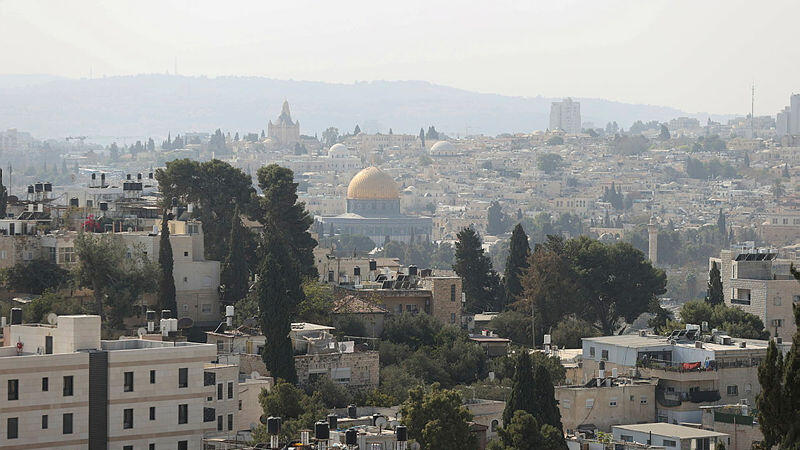 מזרח ירושלים מבט על רחוב שמואל בן עדיה-בא-טור 