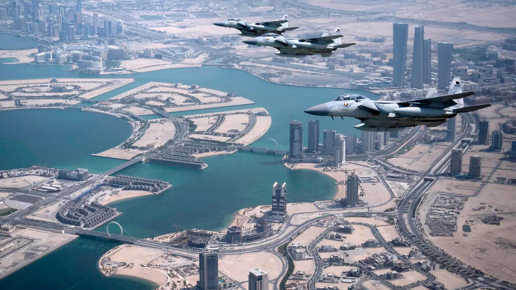 מטוסי F15 משופרים של חיל האוויר הקטרי. אגב, הם יותר חדשים משל צה"ל (צילום: AFP) הקברניט F35