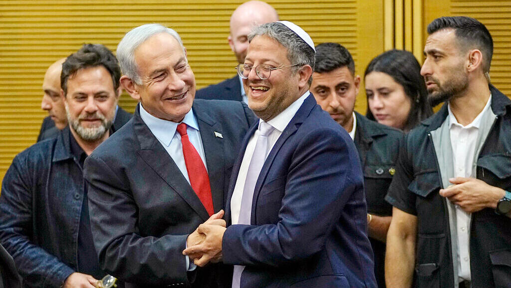 מימין השר לביטחון לאומי איתמר בן גביר וראש הממשלה בנימין נתניהו