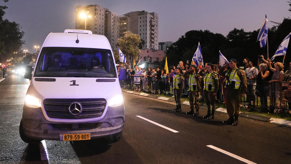 ארון של חטוף חלל מגיע למכון לרפואה משפטית לפי חמאס מדובר בהדר גולדין