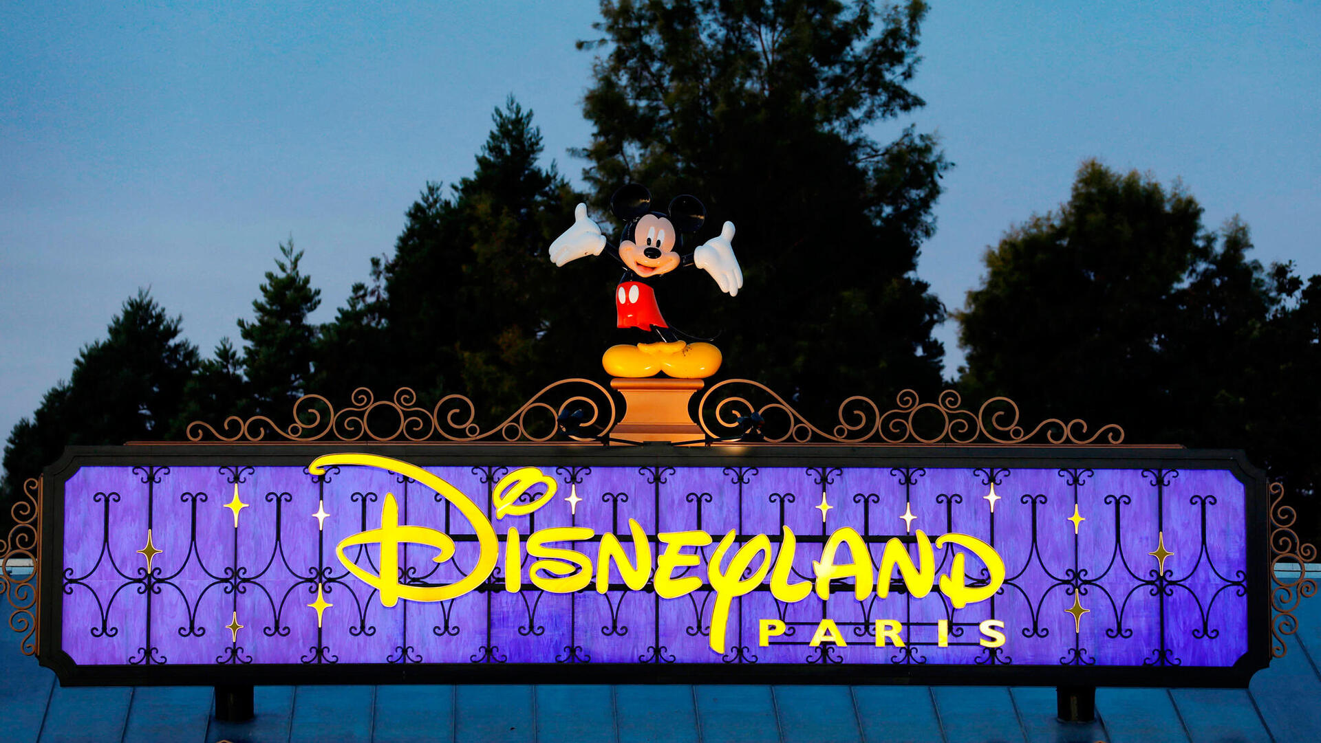 פארק דיסנילנד צרפת