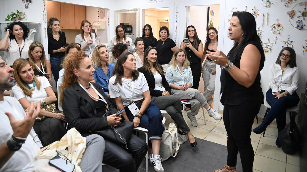 Dikla Cohen, owner of a jewellery design studio: “I learned how to set clear financial goals, reach them, and adapt to any situation or change along the way.” 