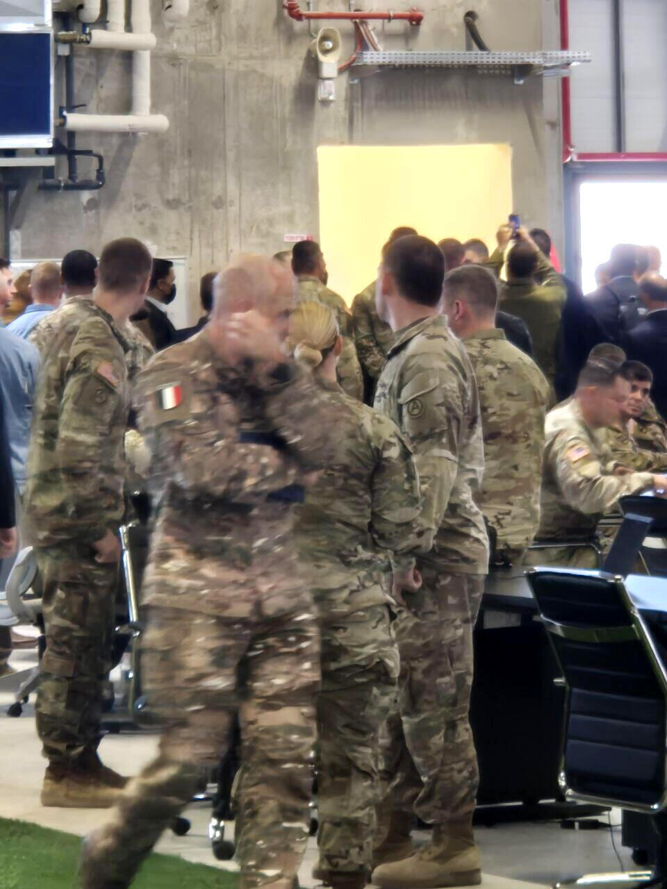 חיילים אמריקנים ב מפקדה ב קריית גת