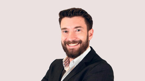 האם אנחנו באמת רגע לפני משבר? למרות האזהרות, הנתונים מספרים סיפור אחר