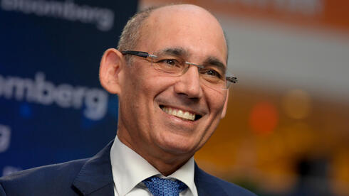 בנק ישראל משפר את התחזיות ומוריד ריבית בפעם השנייה ברציפות ל-4%
