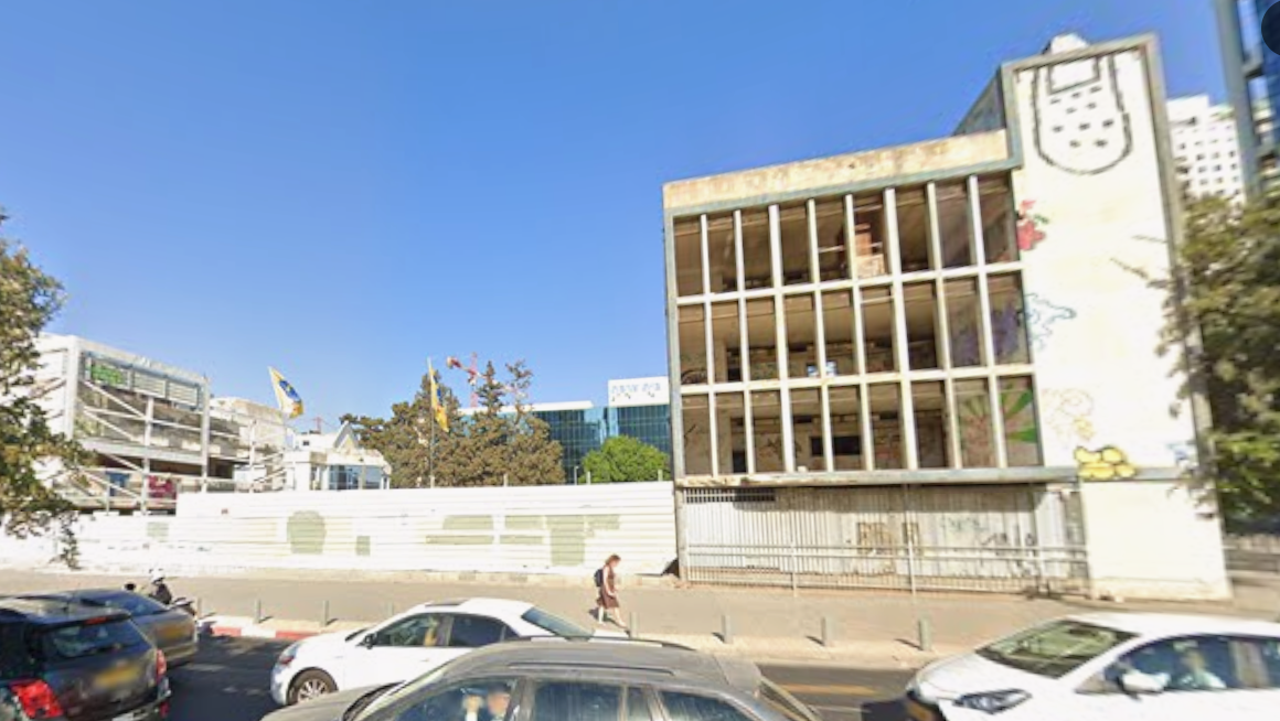 מתחם סיפולוקס רחוב יגאל אלון תל אביב