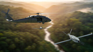 הקברניט סיקורסקי בלאקהוק מסוק רובוטי כטב"מ 3