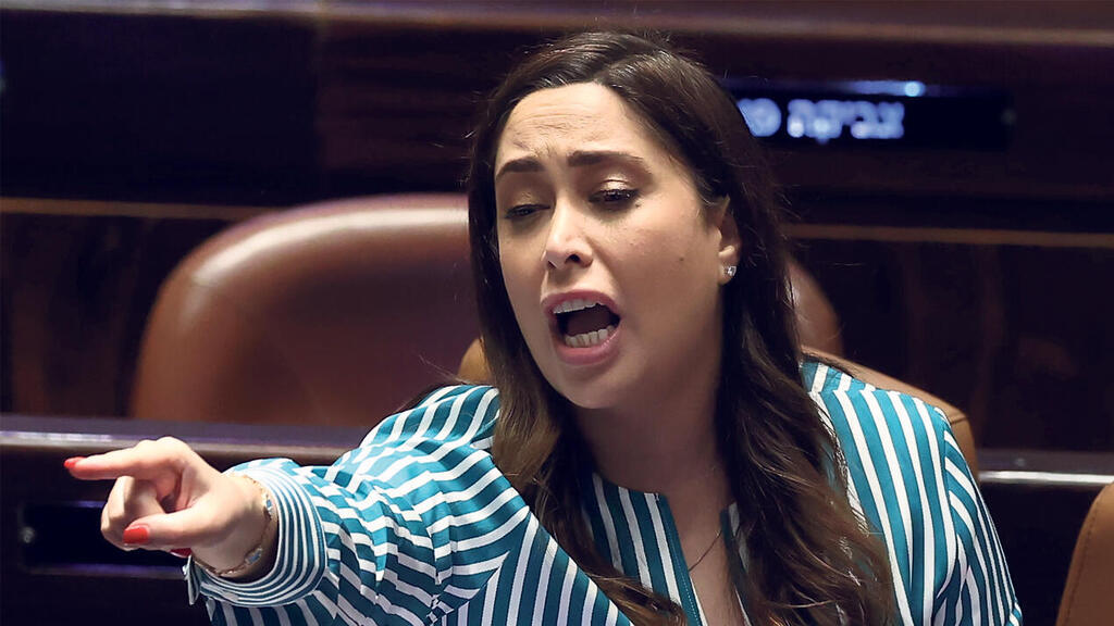 השרה מאי גולן. תחסל את התוכנית שנה לפני סיומה (צילום: עמית שאבי) השרה מאי גולן מליאה ב כנסת