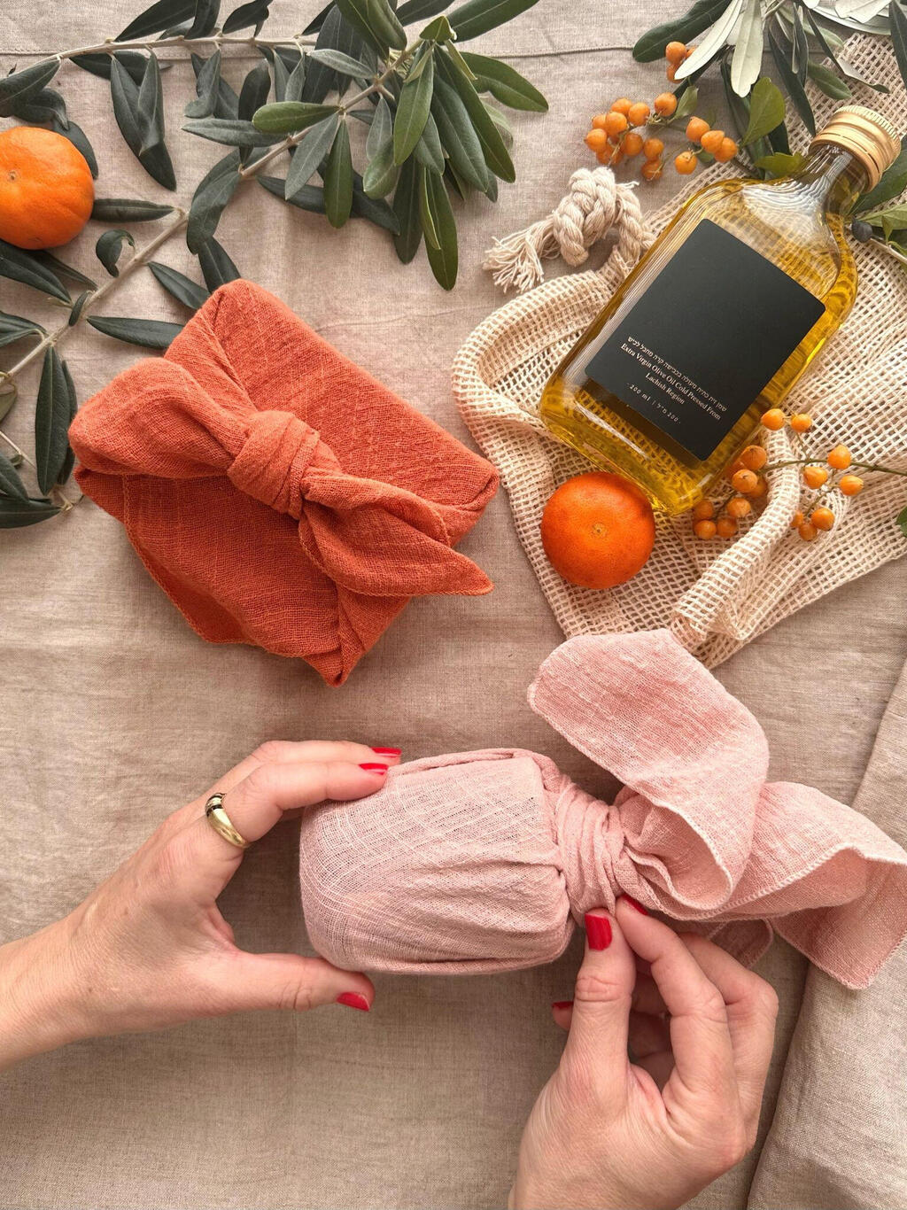 פריט של אפרת בראשי. להתעטף ביופי יפן זה כאן (צילום: furochicit) פנאי להתעטף ביופי יפן זה כאן