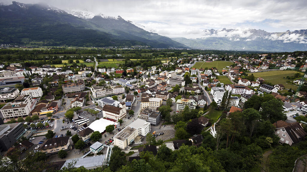 ואדוז, ליכטנשטיין. החקירה נוגעת לשתי קרנות, אחת מהן רשומה במדינה (צילום: בלומברג) ואדוז ודוז ליכטנשטיין