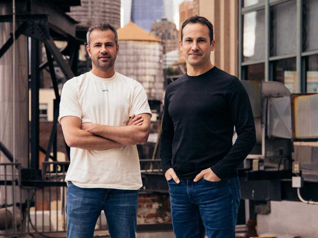 Venn founders. (Photo: DADA STUDIO) אור בוקובזה, מייסד ומנכ"ל Venn וחן אבני, מייסד וסמנכ"ל המוצר