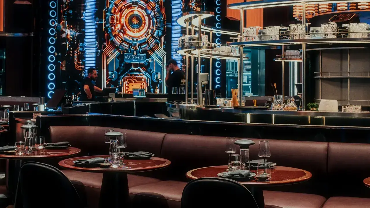 מסעדת AI דובאי Woohoo