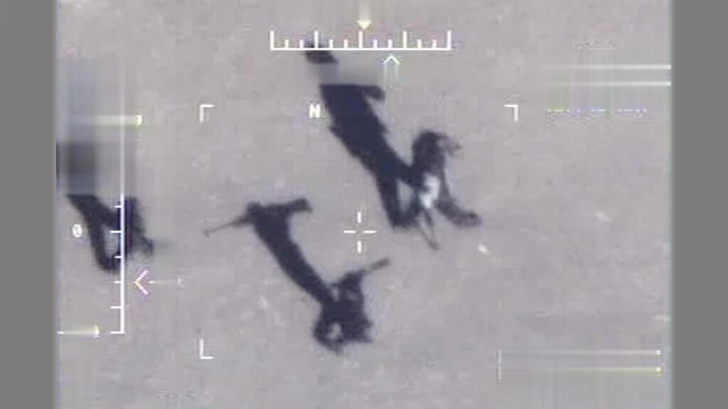 חמושים על הקרקע? רואים אותם מהאוויר (צילום: USAF) הקברניט חוזי אווירי מטוס צילום 6