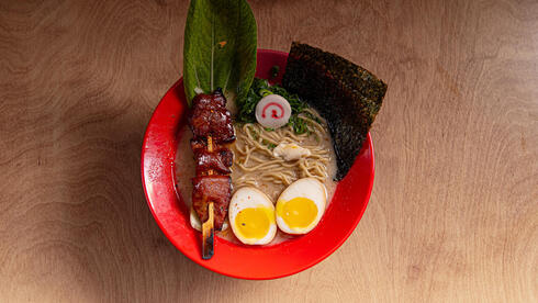 מהקלאסי ועד הטבעוני: הראמנים הכי טובים בישראל